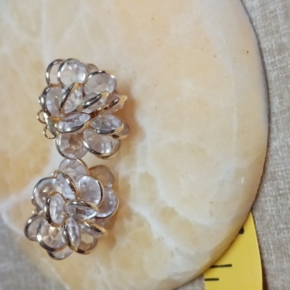 Gold Tone Bezel Set Clear Rhinestone Cluster Post Earrings - Picture 2 of 8